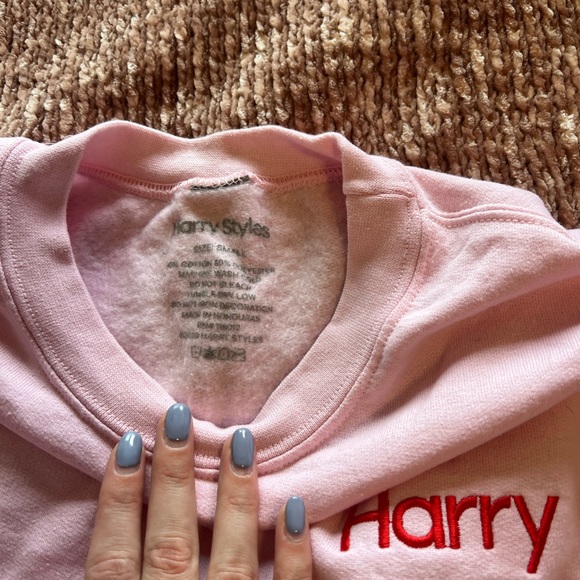 Harry Styles Merch Pink Crewneck - Picture 2 of 4